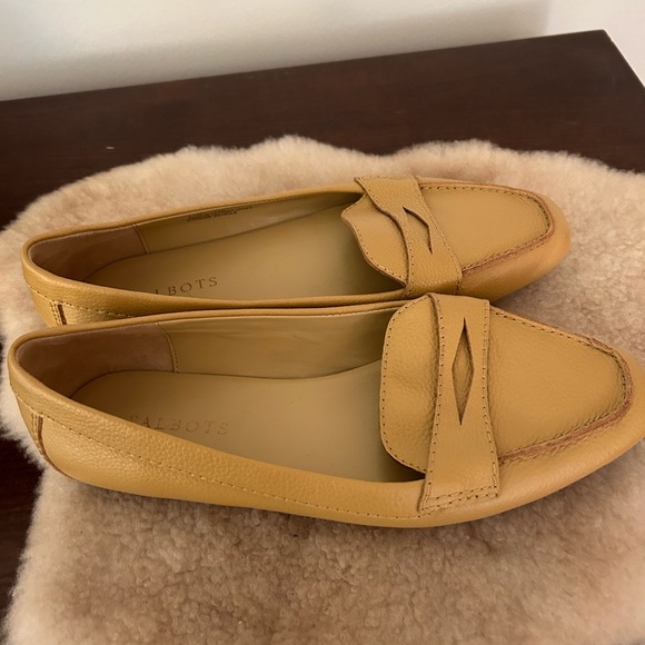 Talbots women’s loafers 9.5 - Picture 1 of 6